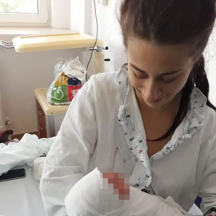 Tânăra brăileancă s-a bucurat doar o lună de fetița sa