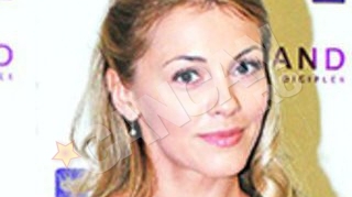 Andreea Ibacka a "rupt" masa de Craciun! Vezi cat a putut sa manance!