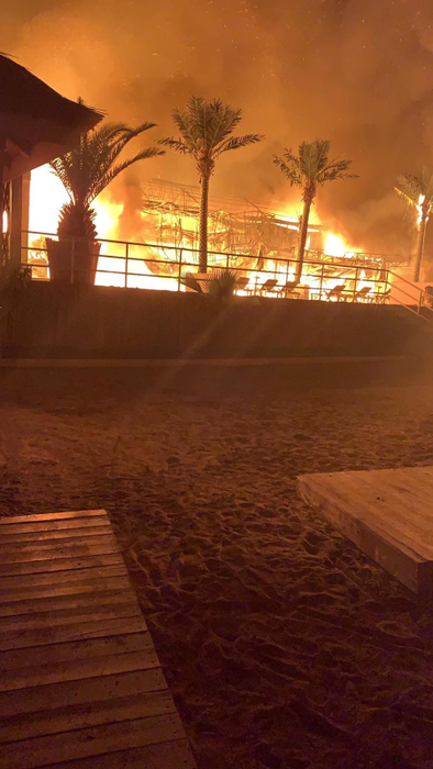 Prinde contur ipoteza ”mâinii criminale” 
care a incendiat Bamboo Mamaia!