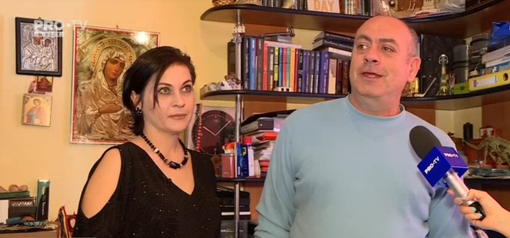 Americanu’ din “La Bloc”, PR pentru soţia lui: “E un hobby, îi face plăcere şi are şi satisfacţii în acelaşi timp”. Cum au sărbătorit 12 ani de relaţie. Metoda lor, un exemplu pentru toţi