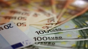 N-ai crede! Ce a făcut un bărbat care a găsit un cec în valoare de 4,6 milioane de euro. Tu ai fi ratat șansa de a te îmbogăți?