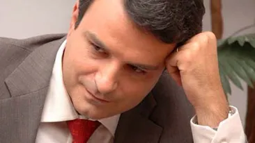 Era idol intre femei, dar a ajuns de nerecunoscut! Vezi ce burta a facut unul dintre cei mai faimosi prezentatori TV de la noi