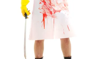 VIDEO Un preot din Medias le-a taiat gatul copiilor lui dupa care s-a aruncat in fata trenului