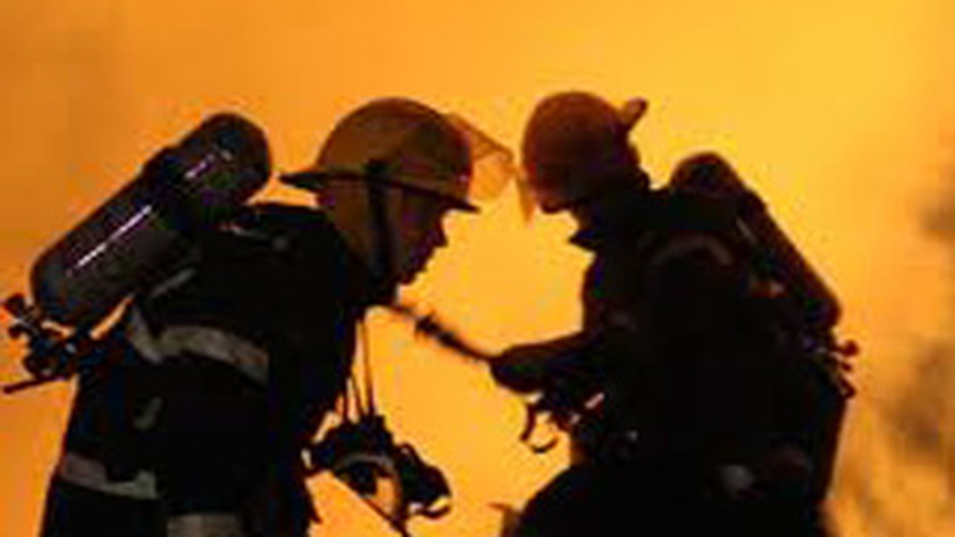 Incendiu intr-un bloc din centrul Capitalei, 20 de locatari au fost evacuati