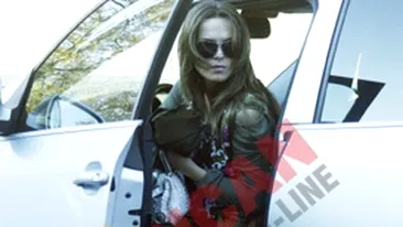 Anna Lesko a fost batuta in plina strada, in fata casei sale