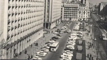 Magazinul Eva, probabil numit așa pentru că nu prea avea haine pe care le-ar fi purtat o femeie