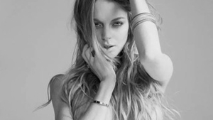 Lindsay Lohan a cheltuit un milion de lire pe avocati, puscarie si clinici de reabilitare in ultimii patru ani