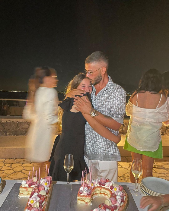 Cine este, de fapt, actuala iubită a lui Vincenzo Castellano. Cum s-a pozat Antonia cu partenera fostului soț