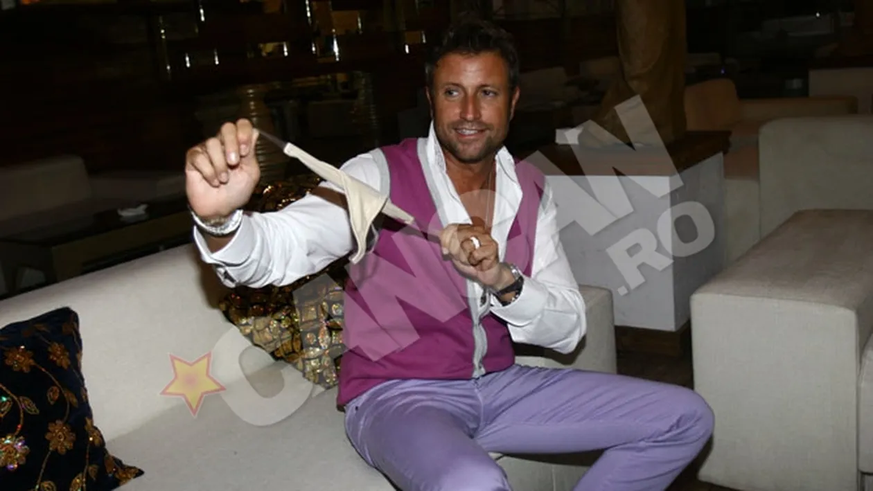 Catalin Botezatu socheaza din nou! Pot sa fac sex pe internet cu finalizare