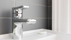 BREAKING | Peste 1.500 de blocuri din Capitală rămân fără apă caldă