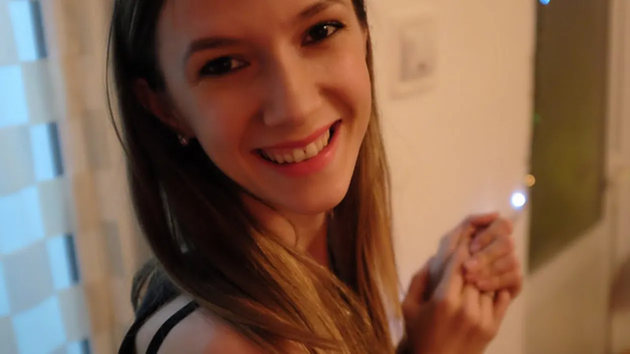 Adela Popescu: Craciunul la Susani anul acesta a fost ingrozitor de plictisitor! Ce a facut-o pe cantareata sa spuna asta