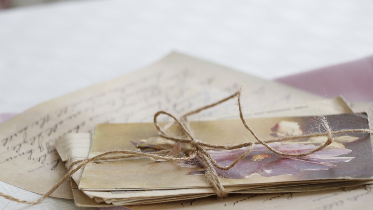 Capsula timpului! Bilețel scris în mai 1905, descoperit după 120 de ani. Ireal ce scria în el