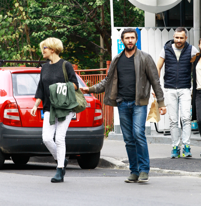 Dragoş Bucur şi Dana Nălbaru, ziua părinţi responsabili, iar seara...romantici