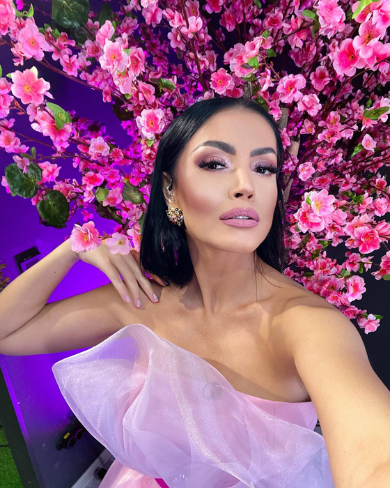 ”Mi-am pus poza Ilincăi Vandici pe frigider!” CANCAN.RO a descusut-o de secrete pe Andreea Mantea! Cum slăbește vedeta? Mooori!