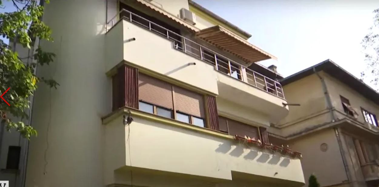 Cum arată apartamentul de 200 mp în care locuiește Regina Întunericului. Gabriela Lucuțar l-a amenajat după bunul plac: „Îmi place foarte mult negrul”