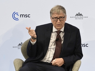 Bill Gates, avertisment sumbru despre AI! Ce s-ar putea întâmpla chiar în următorul an