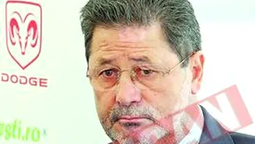 Dinu e singurul care trece pe la mormantul lui Dumitrache