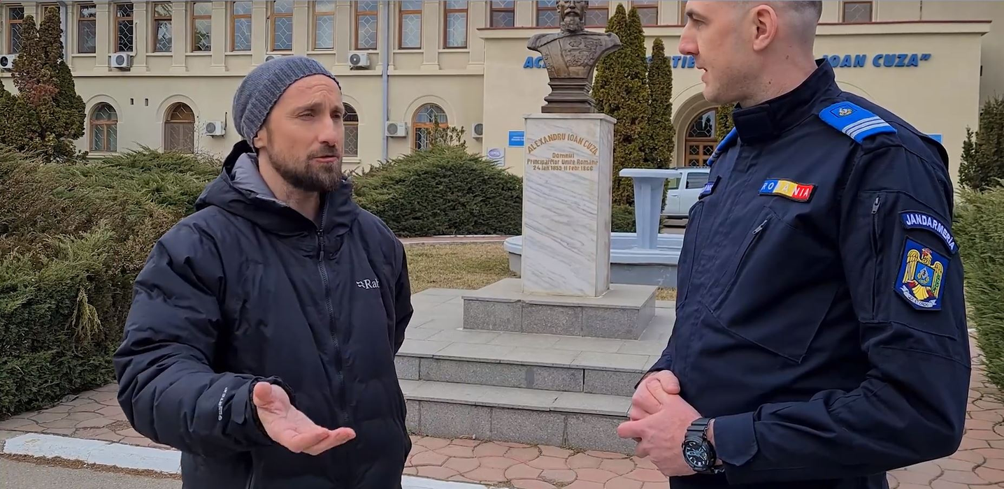 Dani Oțil s-a prezentat la Jandarmerie, unde avea să dea testul fizic pentru admitere