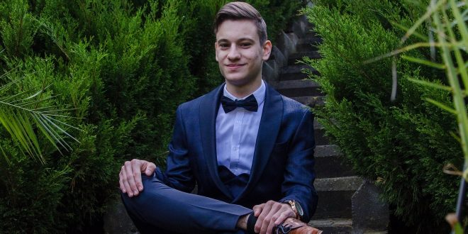 Anunț tulburător făcut de David Purcar, singurul elev din Mureș care a luat 10 la Bacalaureat 2019: „Plec în Anglia. Mă mai întorc în România doar dacă…”
