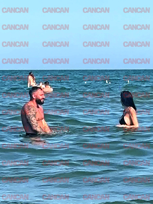 Romeo de la Insula Iubirii, cu o brunetă, la mare