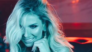 FOTO / Andreea Bănică, piesă nouă alături de rapperul Balkan. Am pus mâna pe imagini HOT de la filmările clipului melodiei "Ce vrei de la mine"