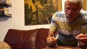 ''State de România'' şi-a surprins fanii cu noua sa ocupaţie! Uite ce icoane frumoase pictează actorul