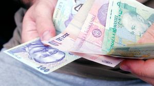 Se dau până la 3000 lei în plus pentru acești pensionari. Care este condiția