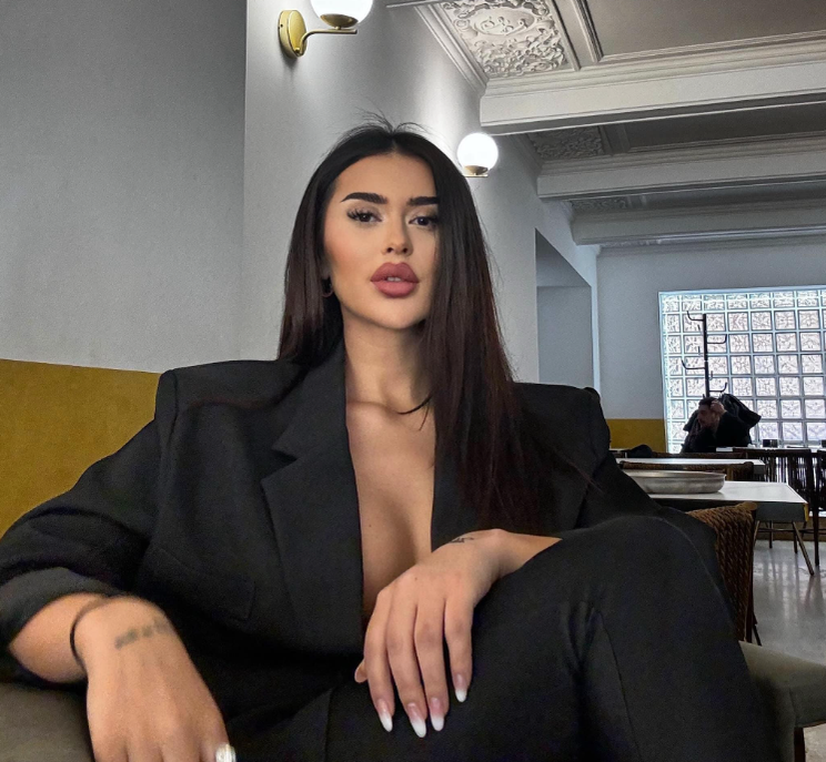 Larisa Gheorghiță, noul manager de la Taverna Racilor / Foto: Instagram