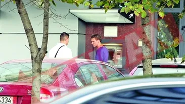 Mitea trage cu ochiul la femeile de pe strada