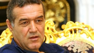 Vadim Tudor stie cum sa il scape pe Becali de inchisoare! La ce metode a ajuns sa recurga presedintele PRM