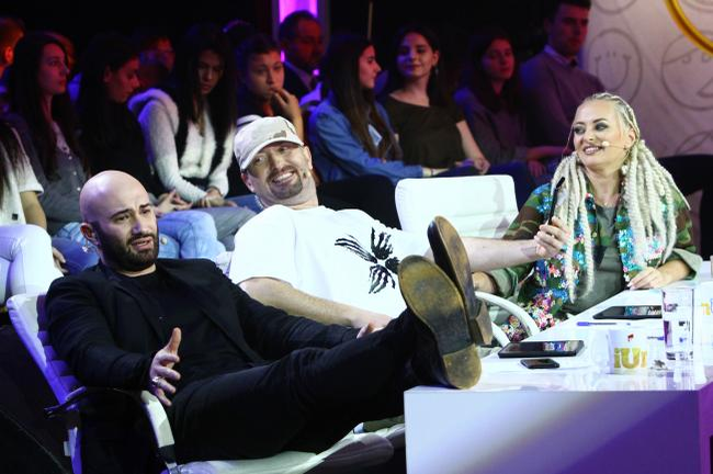 Cheloo, al doilea jurat care folosește maneta la iUmor: “Am fost favorizat de soartă și…”