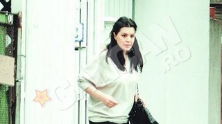 Simona Patruleasa vrea sa fie sigura ca are un bebe perfect sanatos! Si-a dus fetita la oftalmolog