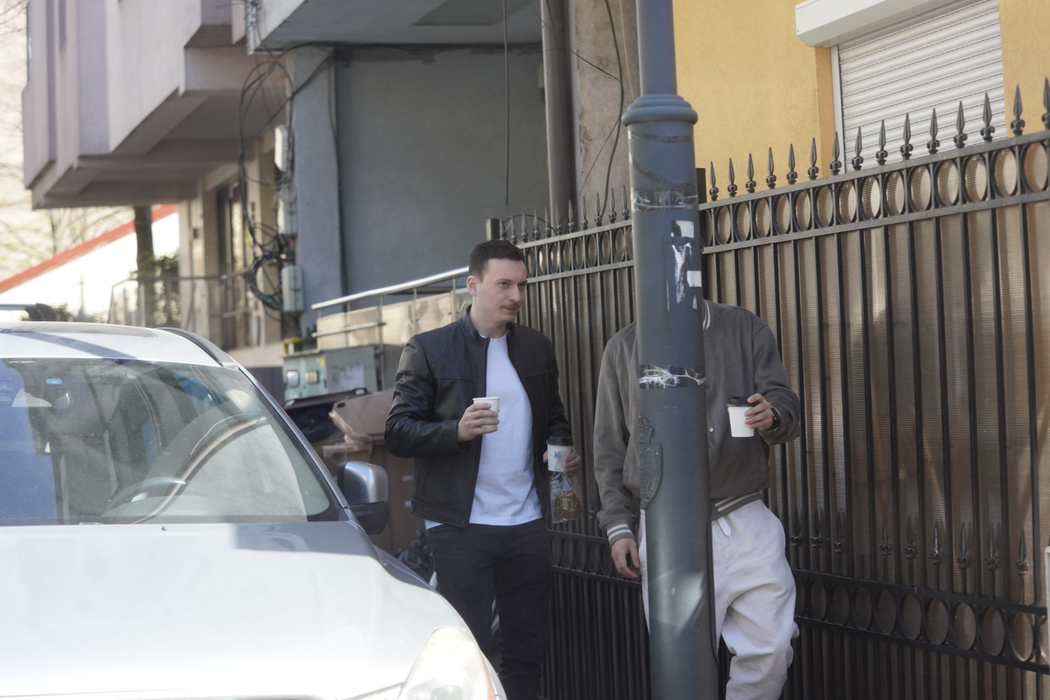 Artiștii pun la cale colaborarea care "atacă" Trendingul! The Motans și Florian Rus, promenadă "pe străzile din București"