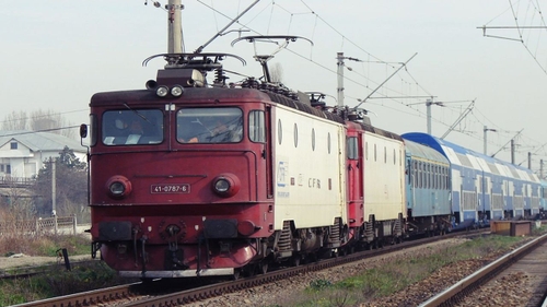Un bărbat „calcăt de tren” din Botoșani a apărut într-un bar, la câteva ore după incident