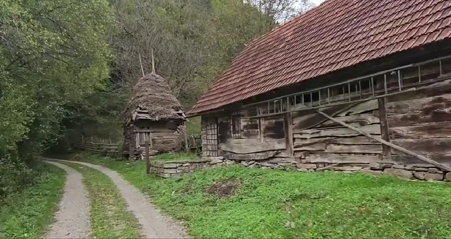 case din apuseni romania