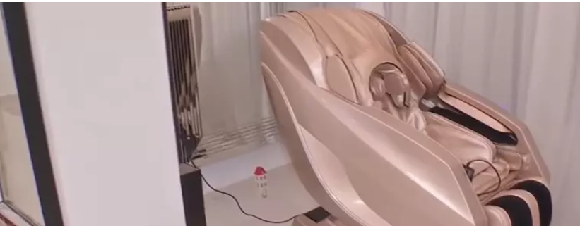 Cum arată vila Oanei Zăvoranu. Vedeta are casa plină de oglinzi și elemente de lux