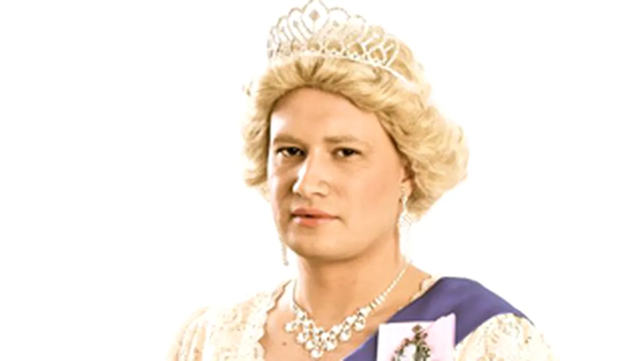 Par blond, tiara pe cap si manusi albe, elegante, ca ale Reginei Marii Britanii - Recunoasteti vedeta din imagine?