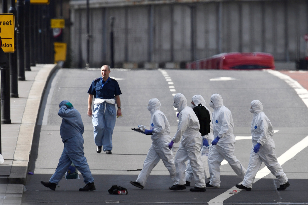 Străzile din Londra, în aceste momente, după atacul terorist care a avut loc cu o noapte în urmă