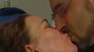 VIDEO A ramas fara maini si picioare dupa ce a nascut!