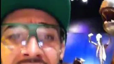 Alex Velea are o pasiune secreta: Am acasa o mare colectie de dinozauri - Uite cum il urmaresc!