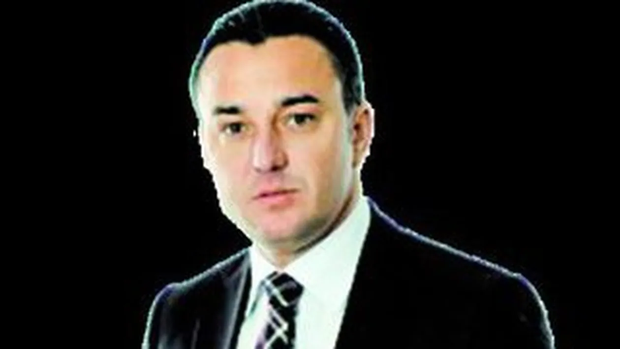 Un jurist argesean l-a consiliat la cumpararea terenurilor pe patronul Stelei. Se lauda ca i-a sporit averea lui Becali