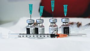 Ce distanță a trebuit să parcurgă un bucureștean pentru a se vaccina: „Este prima dată când am auzit de această comună”