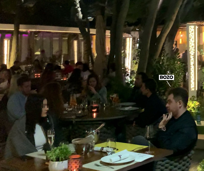 Bozo și iubita, la restaurant