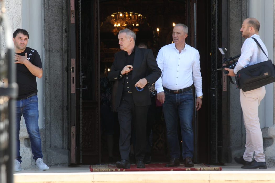 Gigi Becali și-a botezat nepoțica “la secret”