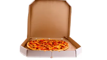 A comandat o pizza, dar a avut un adevarat SOC in clipa in care a deschis cutia! Ce era inauntru!