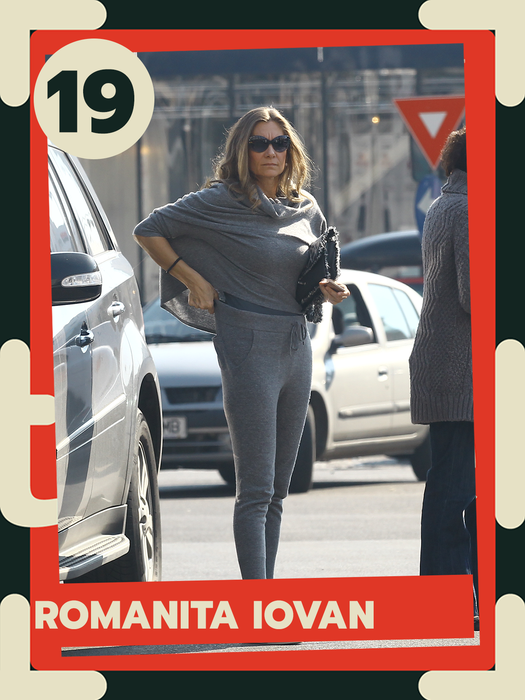 Top 30 vedete care își aranjează pantalonii într-un mod provocator