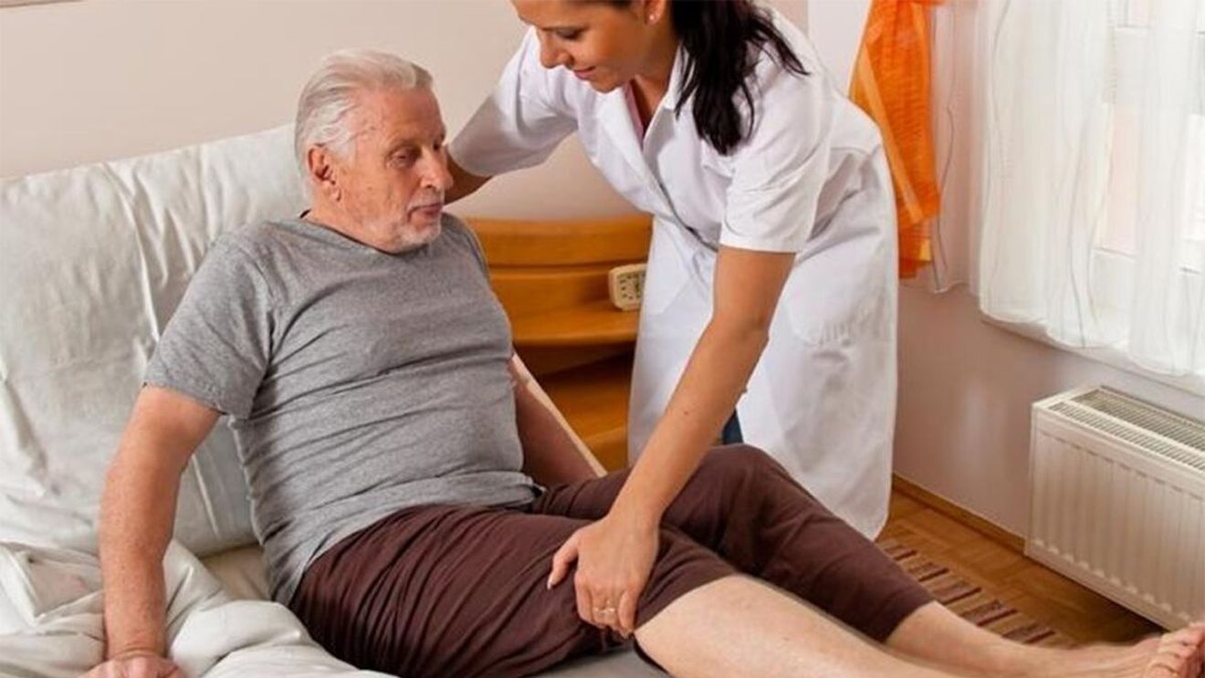 Fiind văduv și fără copii, un pensionar italian a făcut un act notarial prin care i-a dat casa badandei sale, dacă îl va îngriji până în ultima zi. Ce a urmat întrece orice imaginație