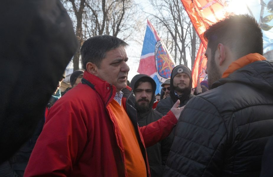 Marius Lăcătuş este foarte apropiat de fanii de la Peluza Sud, care susţin proiectul CSA