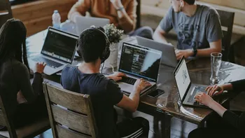 Care sunt riscurile reale când îți muți datele companiei în cloud