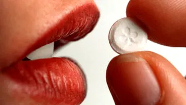 Patru tineri din Capitala, trimisi in judecata pentru trafic de comprimate Ecstasy! Da-i-le ei sa le bage la tate direct!